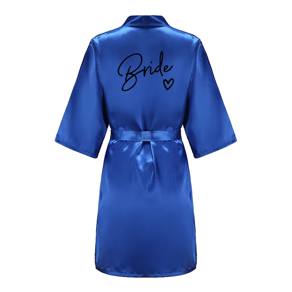 Elegant Team Bride Satin Robe for Wedding Party with Personalized Black Lettering