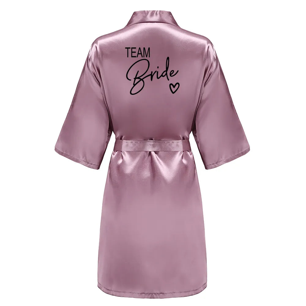 Elegant Team Bride Satin Robe for Wedding Party with Personalized Black Lettering