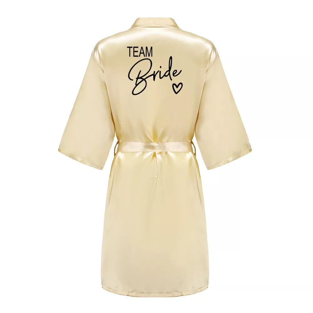 Elegant Team Bride Satin Robe for Wedding Party with Personalized Black Lettering