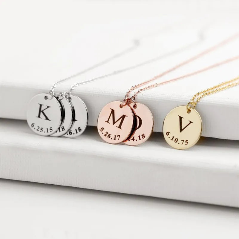 Personalized Stainless Steel Necklace with Customized Nameplate - Perfect Gift for Mom